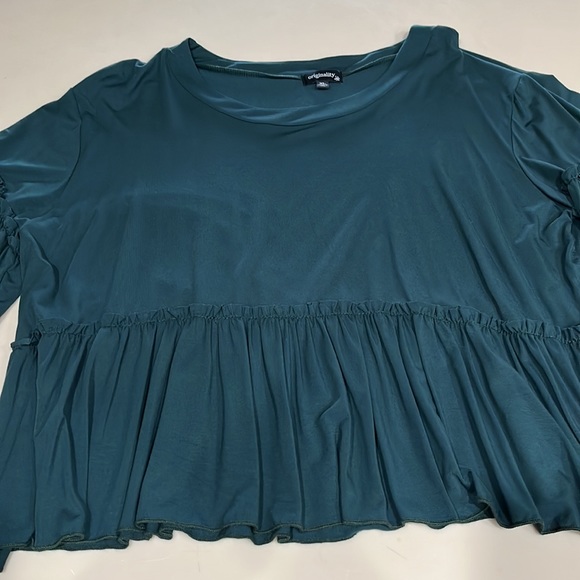 Originality top XL NWT - Picture 2 of 7